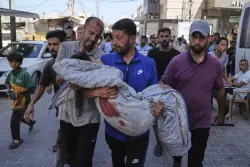 Israeli strikes kill at least 32 in Gaza as Palestinian war deaths top 58,000