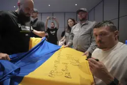 War veterans go from Ukraine front lines to Wembley ringside for Usyk’s heavyweight bout