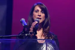Alleged burglar arrested in the shooting deaths of ‘American Idol’ boss Robin Kaye and her husband: report